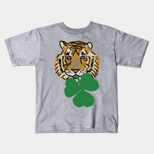 Tiger Biting Shamrock for St Patricks Day Kids T-Shirt